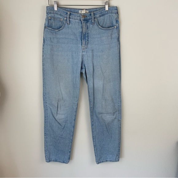 Levi’s Women’s Relaxed Fit Kiss Off Jeans - Picture 1 of 8